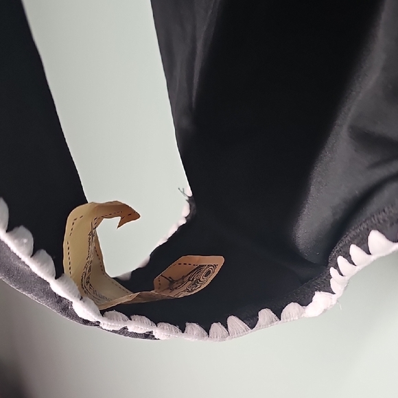 👠 Sporlike Black One-Piece Swimsuit with White Trim - NWT - Picture 7 of 10